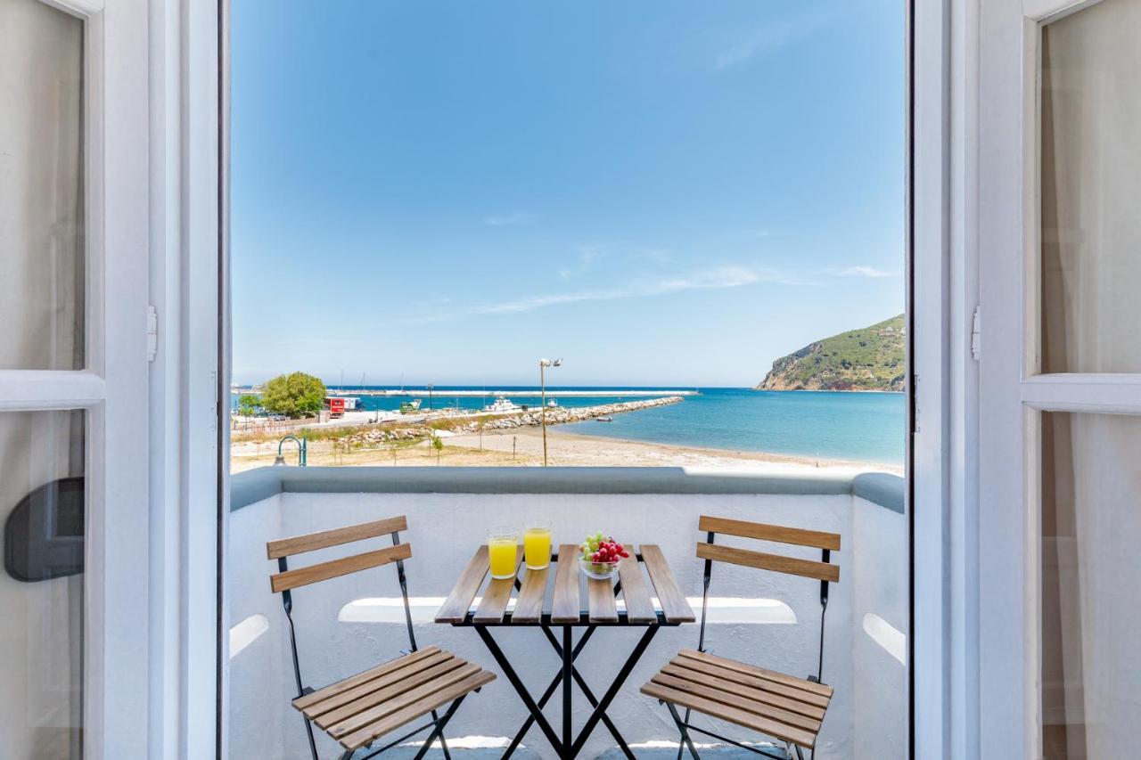 Uncle John'S Guesthouse Skopelos Dış mekan fotoğraf