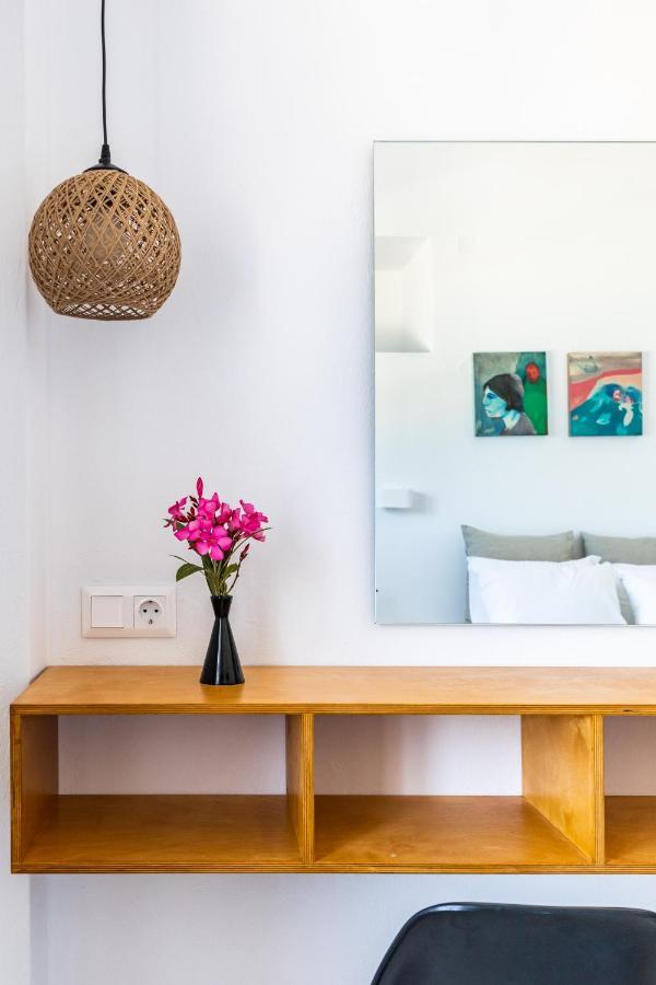 Uncle John'S Guesthouse Skopelos Dış mekan fotoğraf