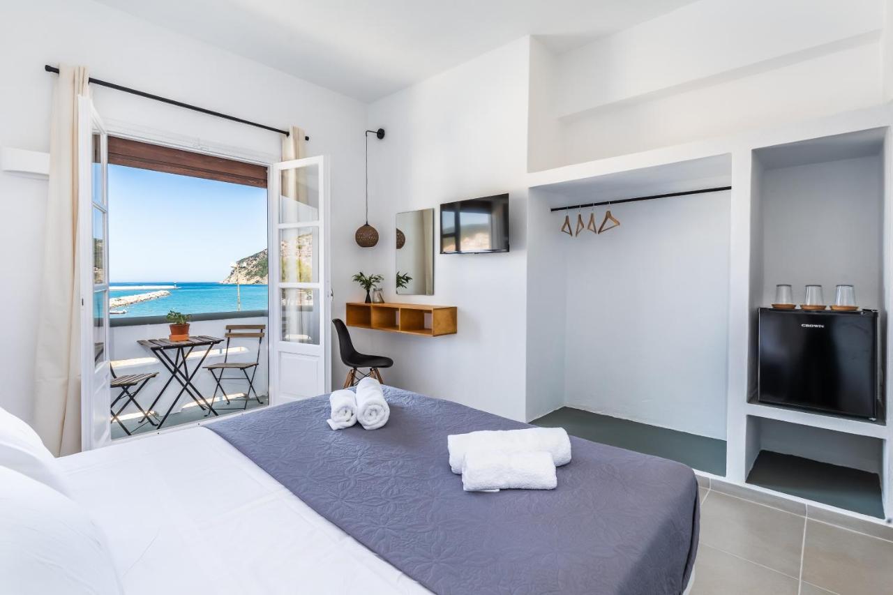 Uncle John'S Guesthouse Skopelos Dış mekan fotoğraf